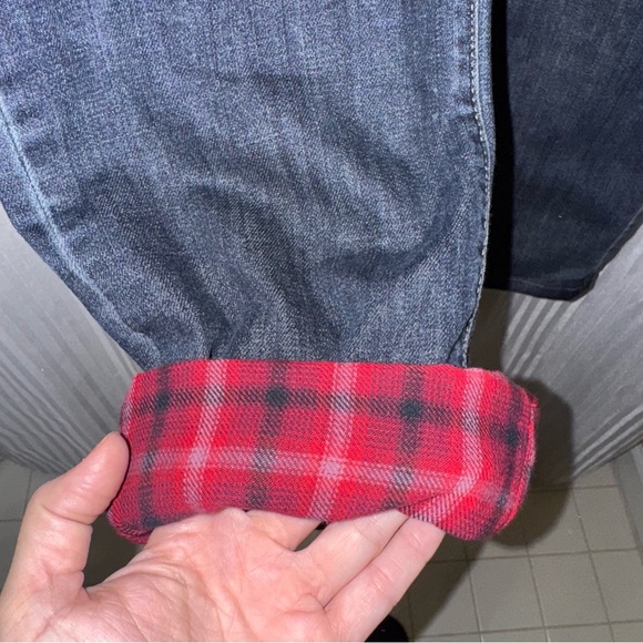 Eddie Bauer Women's Dark Blue Boyfriend relaxed Jeans plaid lined inside size 12 - Picture 5 of 14